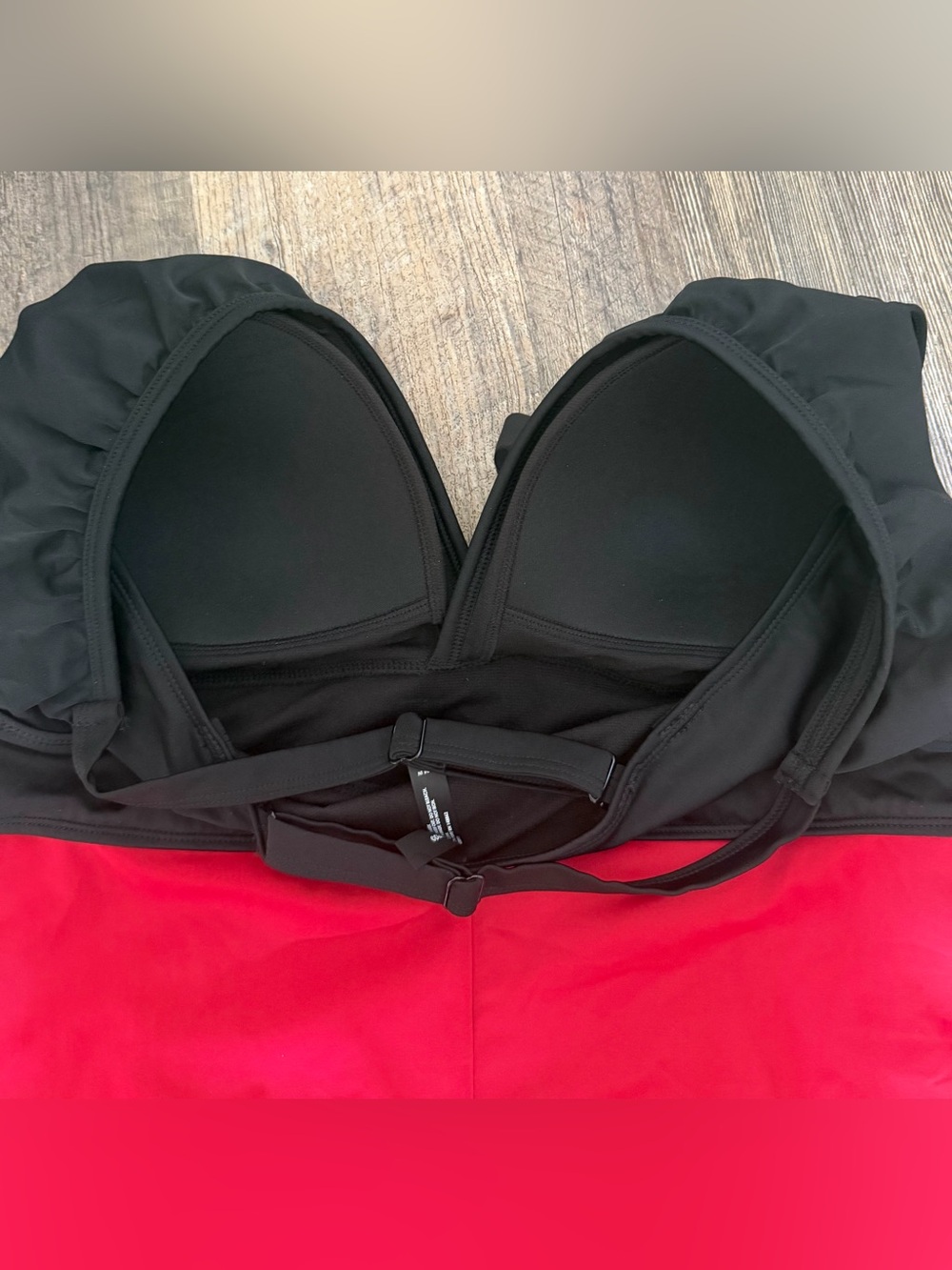 Torrid X Disney 2 (2X) 18-20 Mickey Ruffle V Neck One Piece Swimsuit MSRP $99.50 - Picture 10 of 13